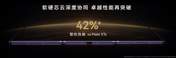 理想汽车复刻尚格云顿沃尔沃经典一字马广告：演员谢苗脚踩两台L9打太极